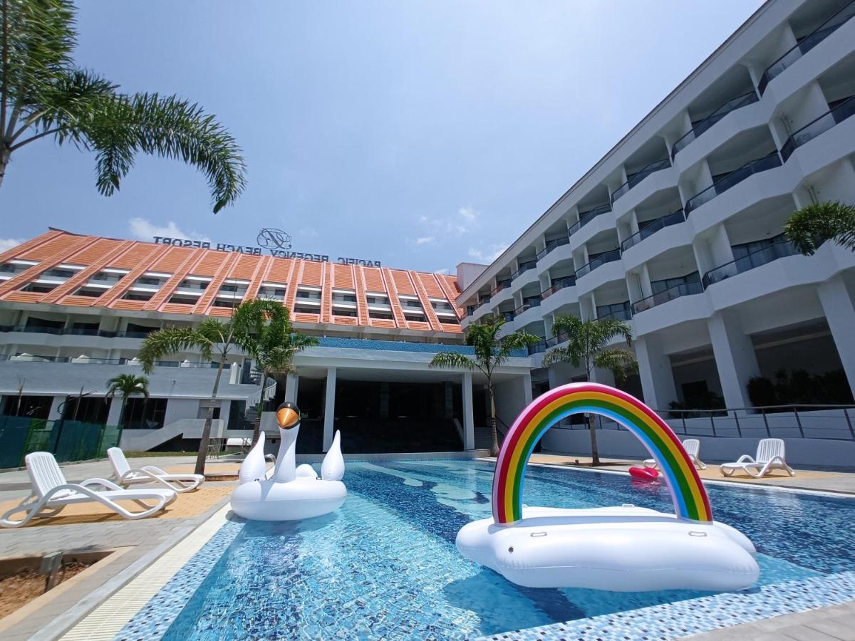 Pacific Regency Beach Resort, Port Dickson Exterior photo