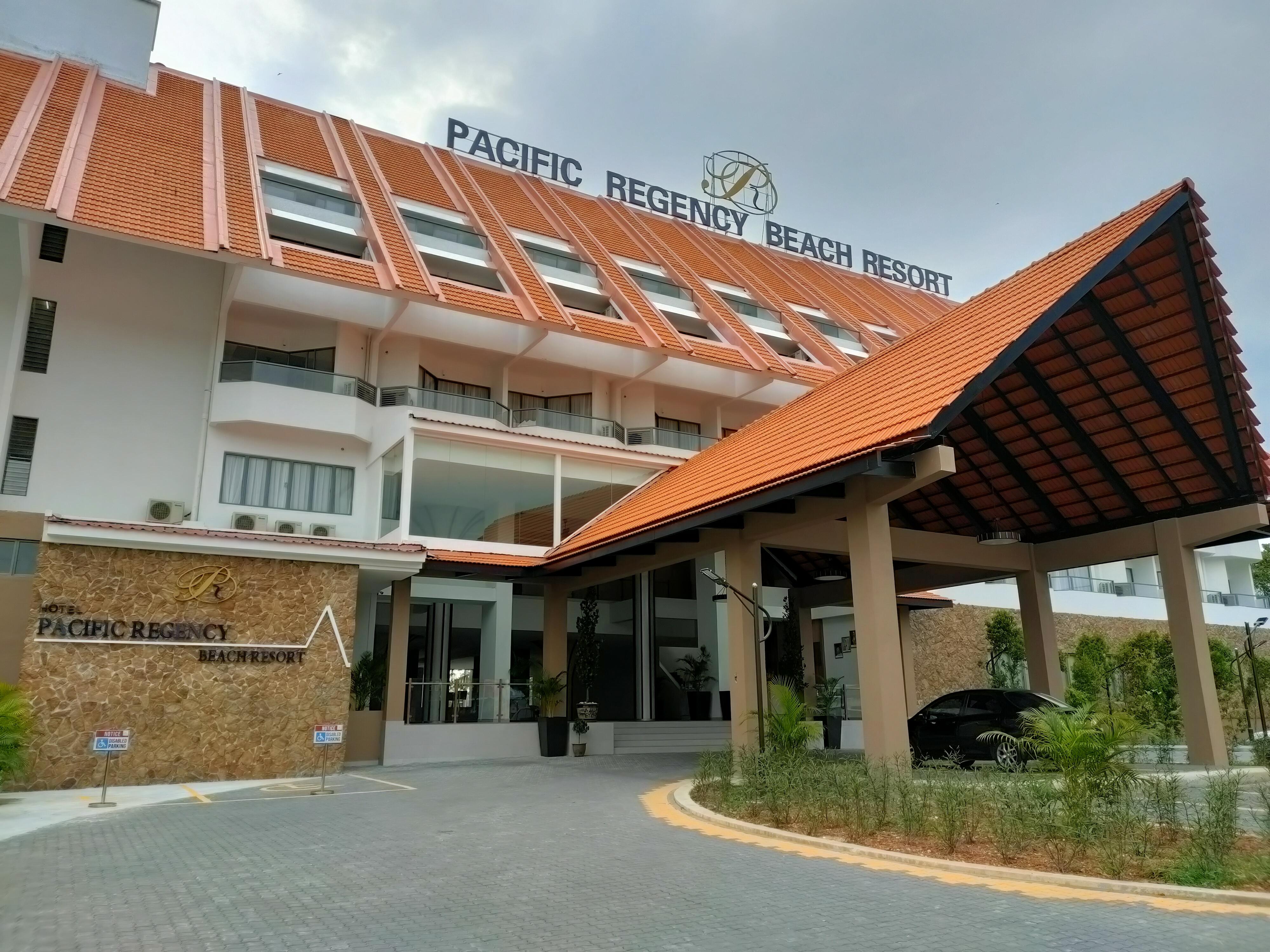 Pacific Regency Beach Resort, Port Dickson Exterior photo